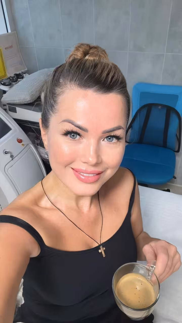 Abrir Perfil de la Mujer