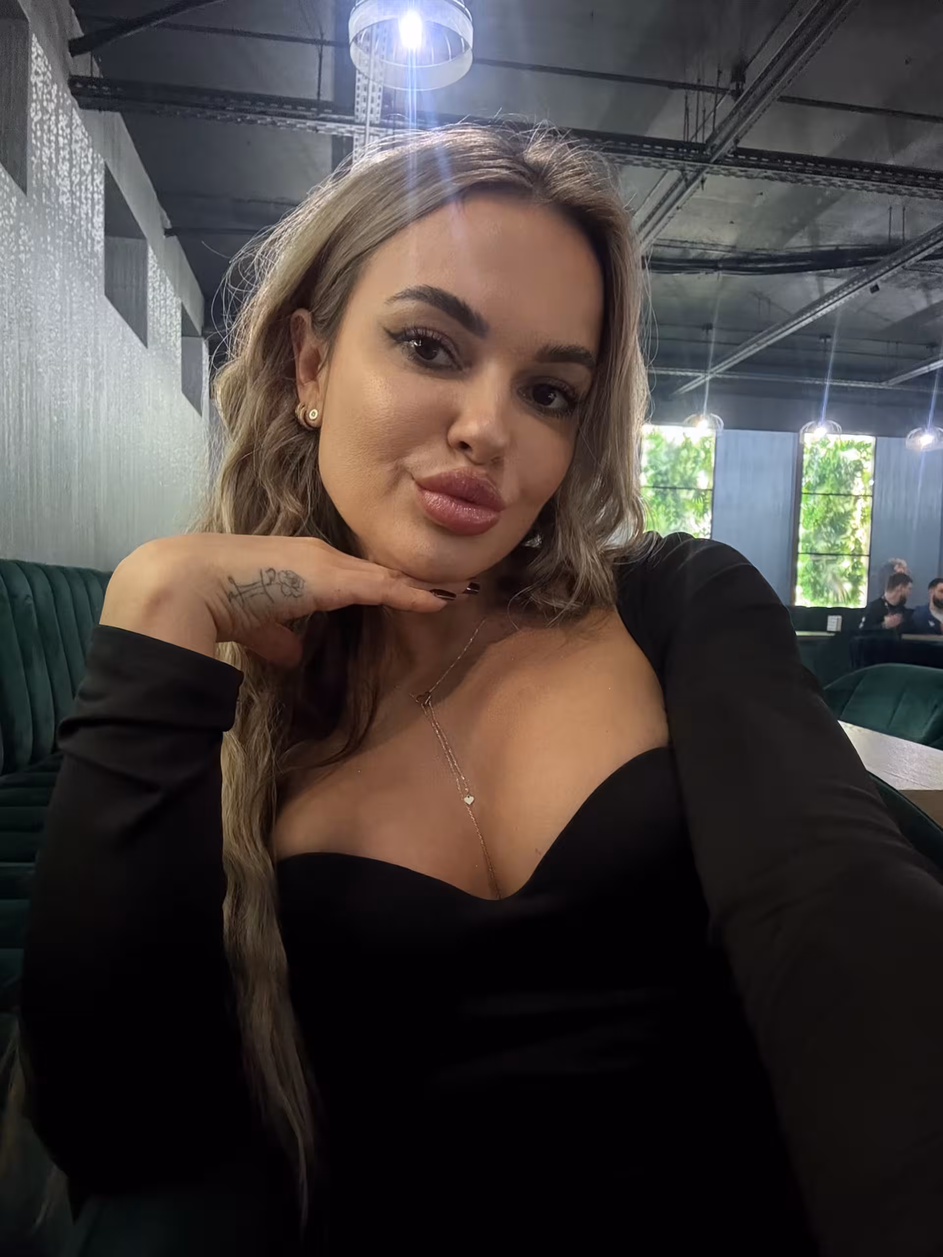 Abrir Perfil de la Mujer