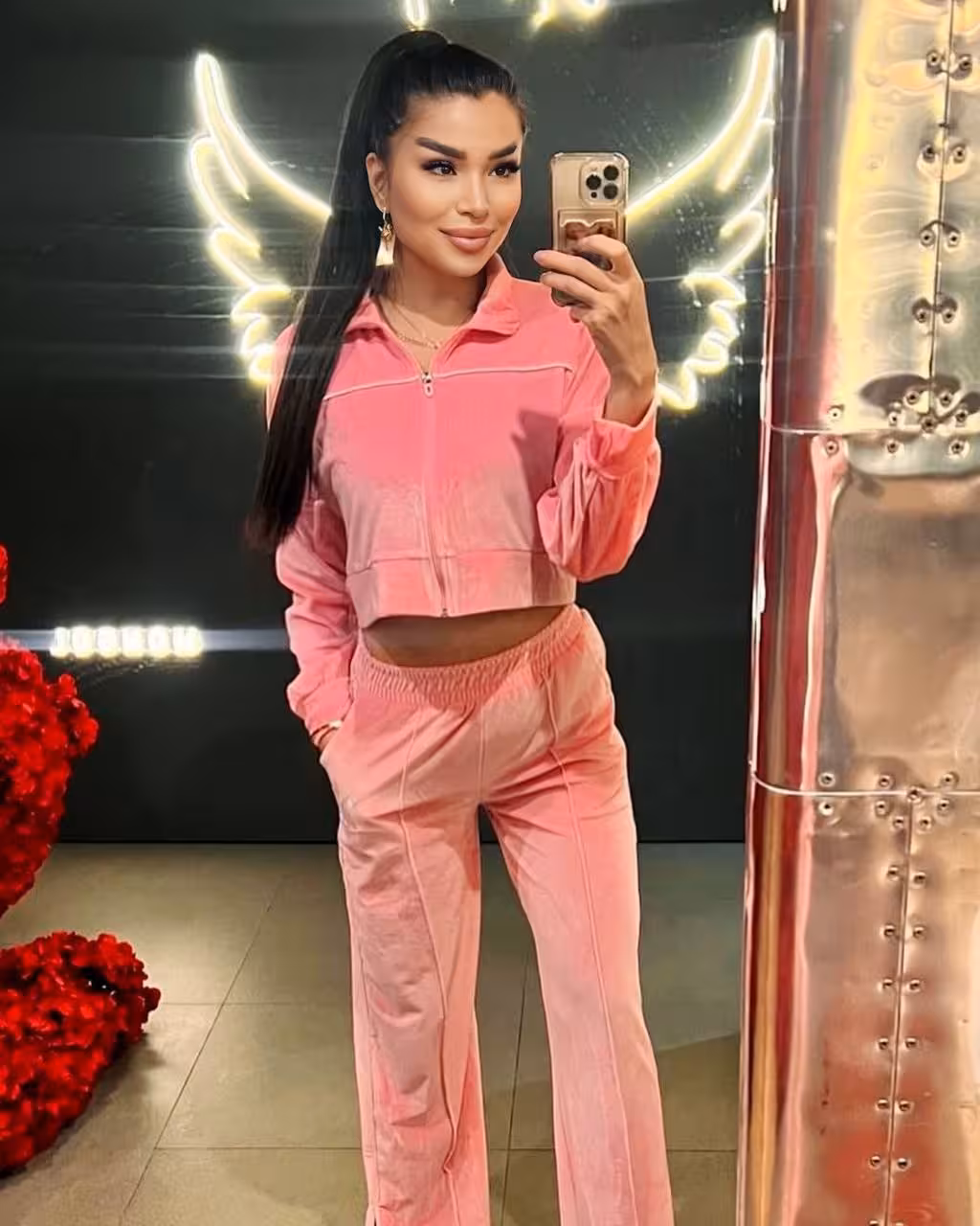 Conocer Mas Sobre Ella