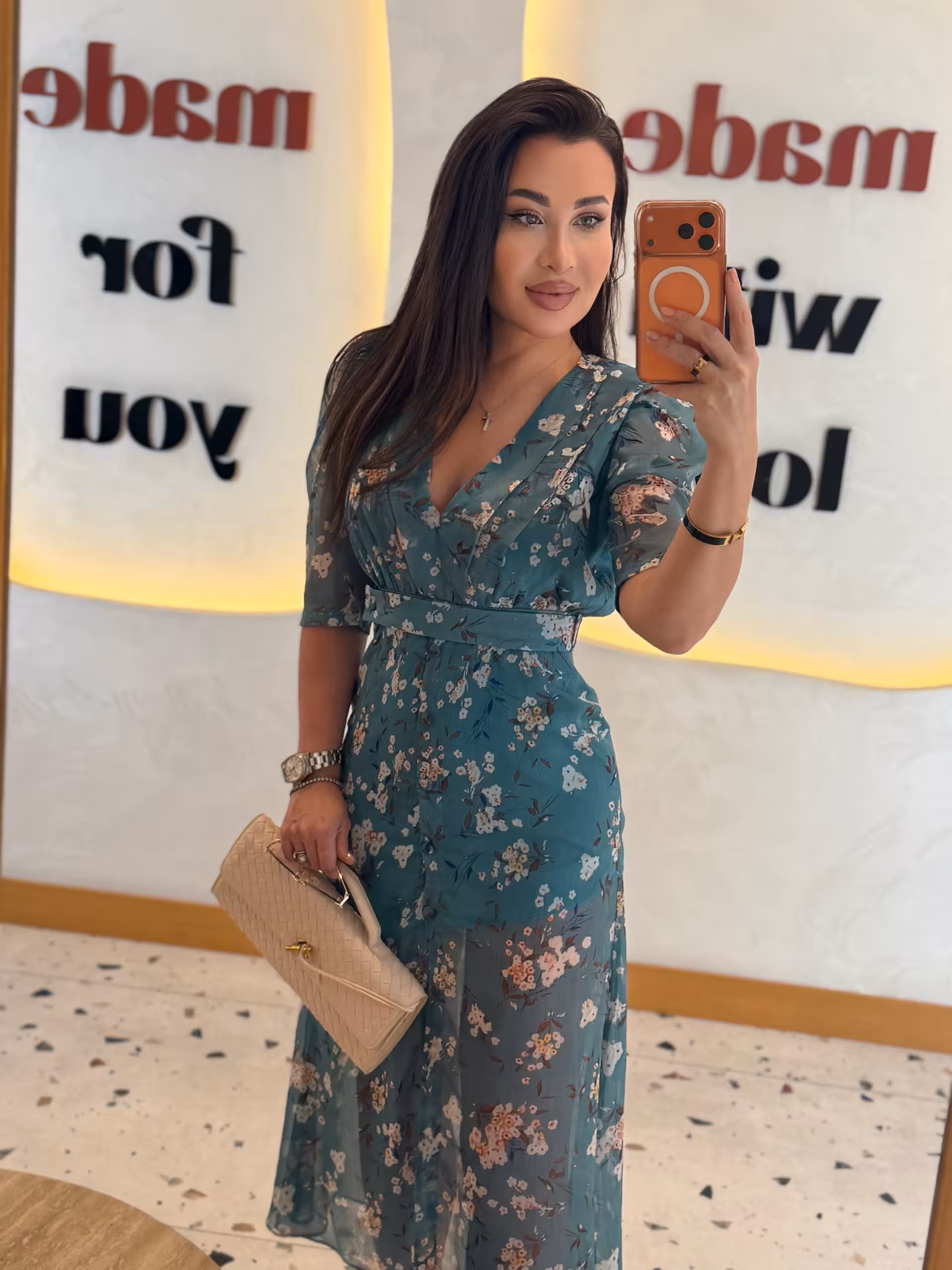 Conocer Mas Sobre Ella