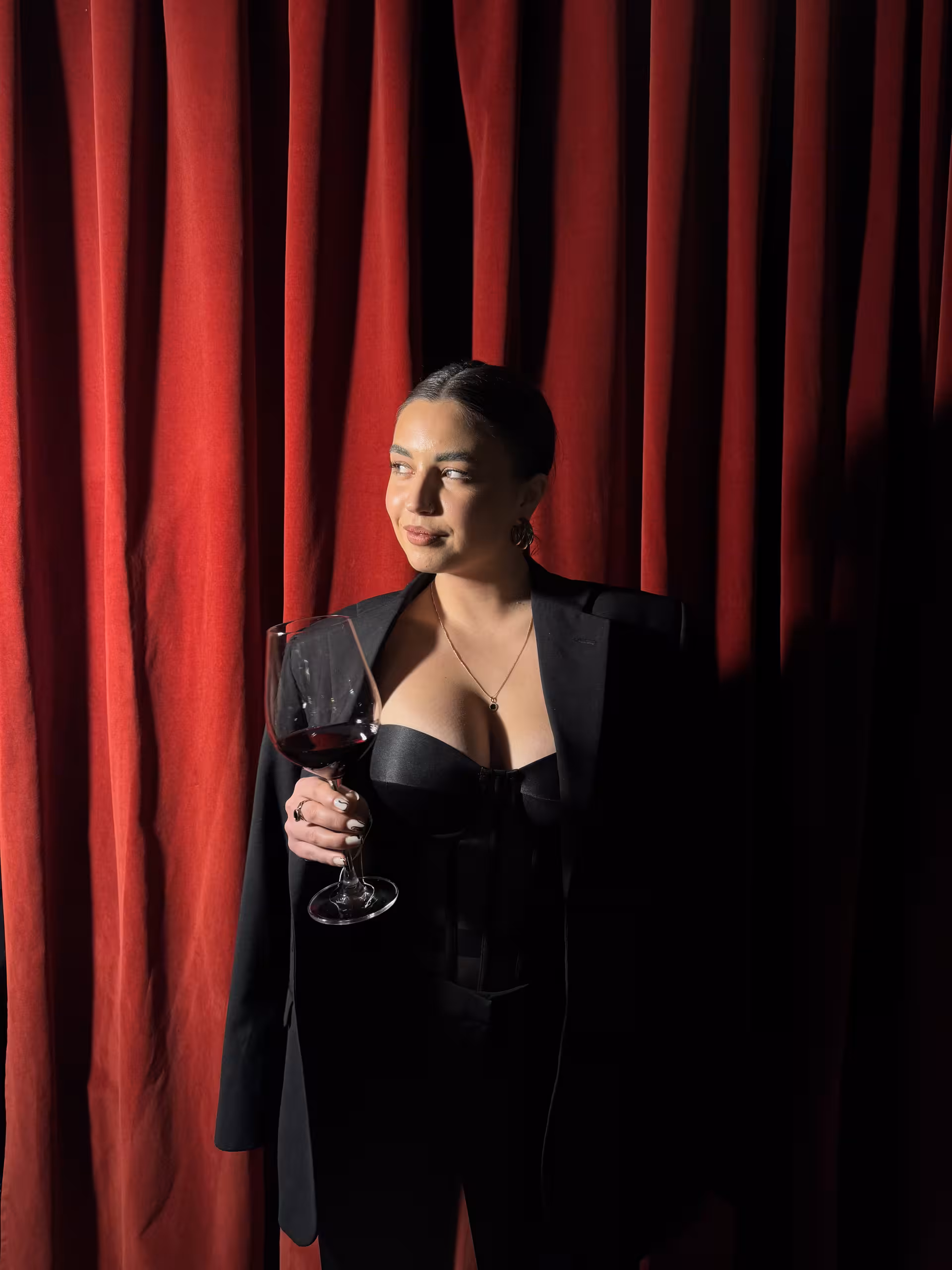 Conocer Mas Sobre Ella