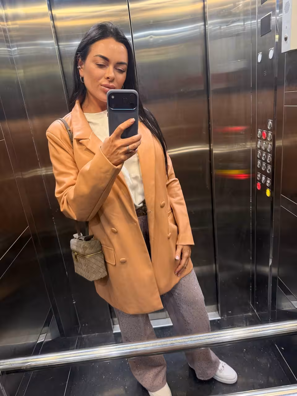 Abrir Perfil de la Mujer