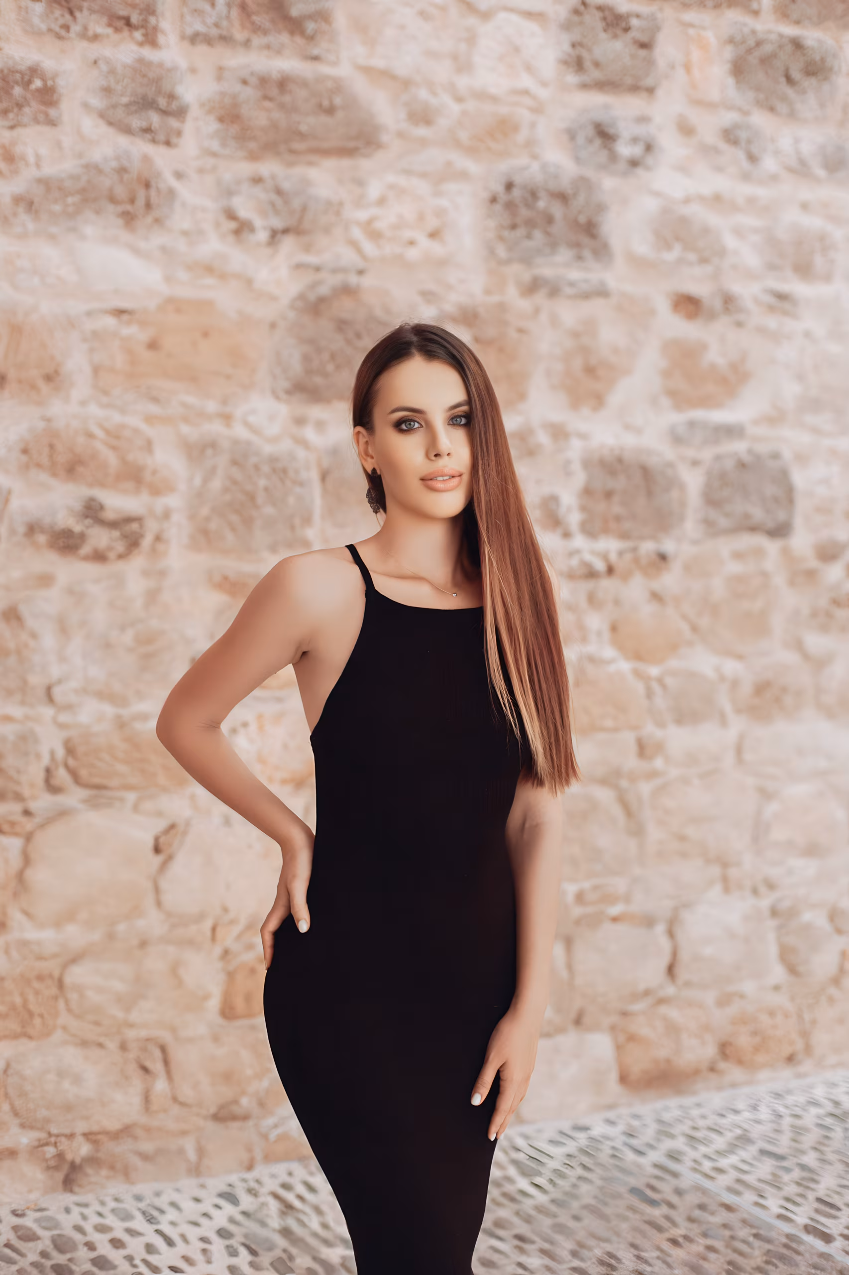 Visitar Perfil de la Senorita