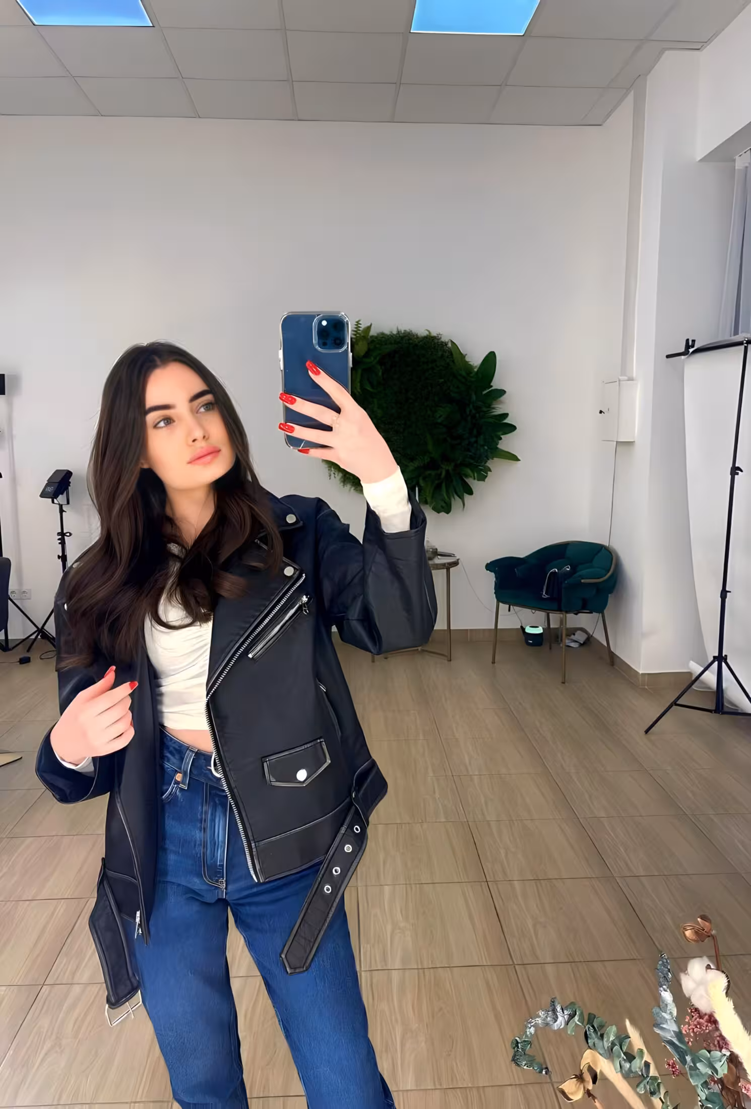 Visitar Perfil de la Senorita
