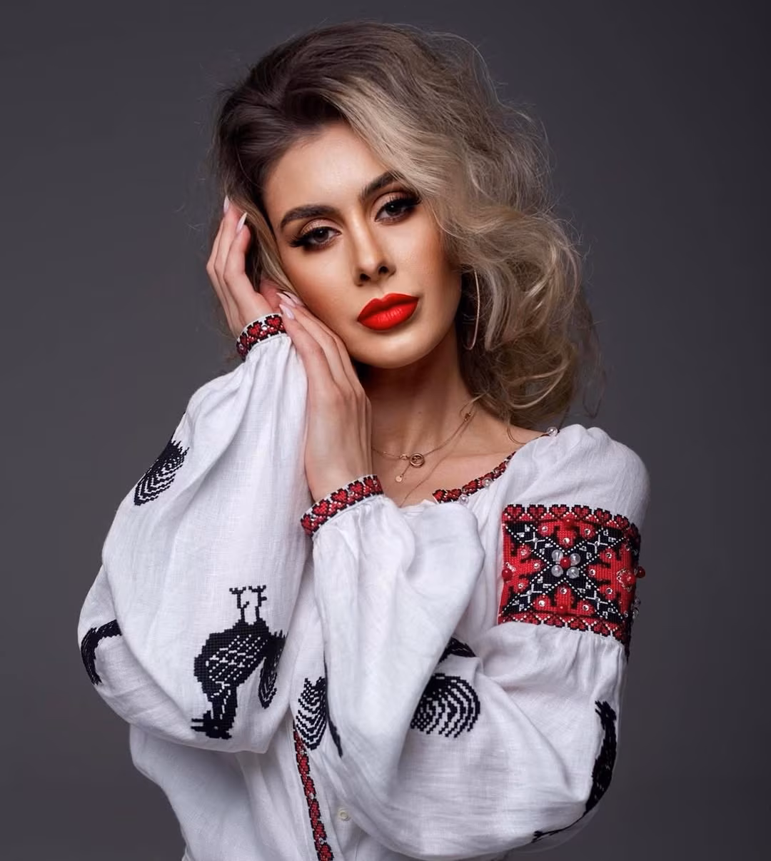 Ver Perfil de la Senorita