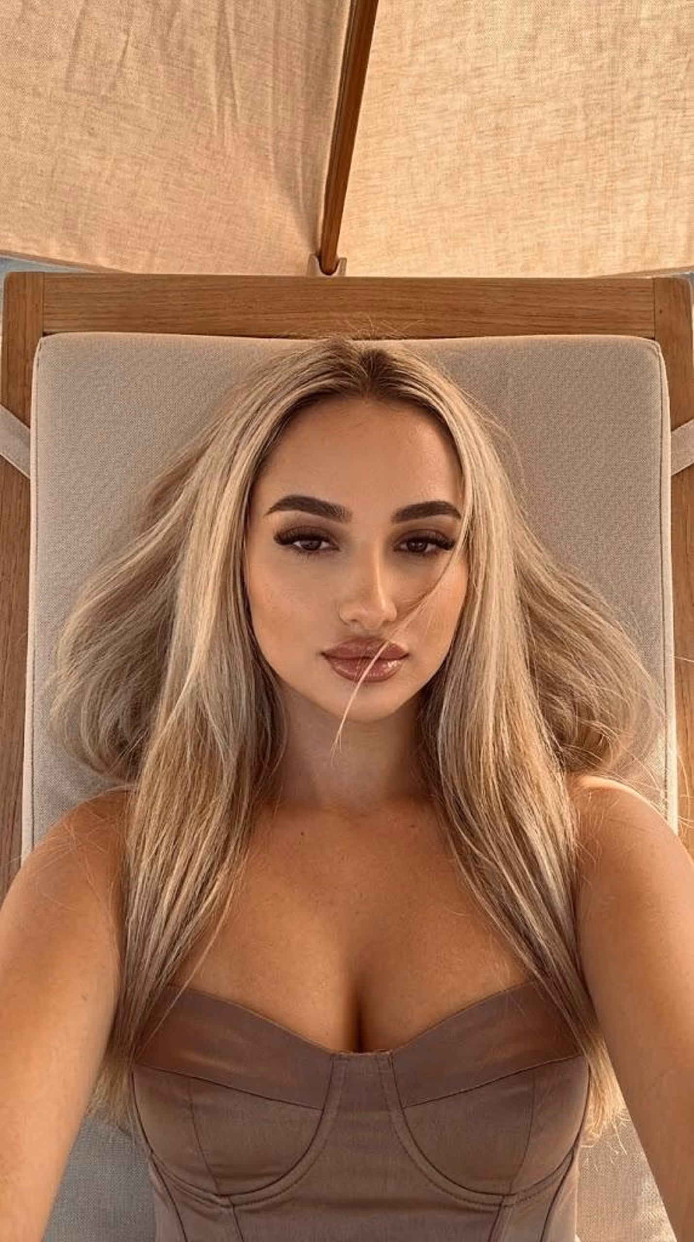 Ver Perfil de la Senorita