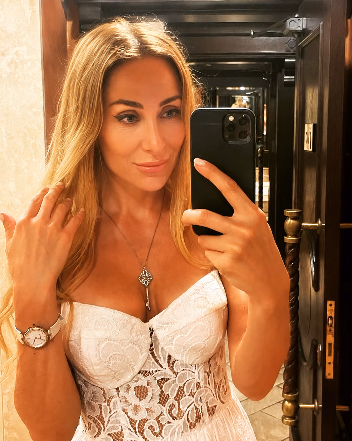 Abrir Perfil de la Mujer