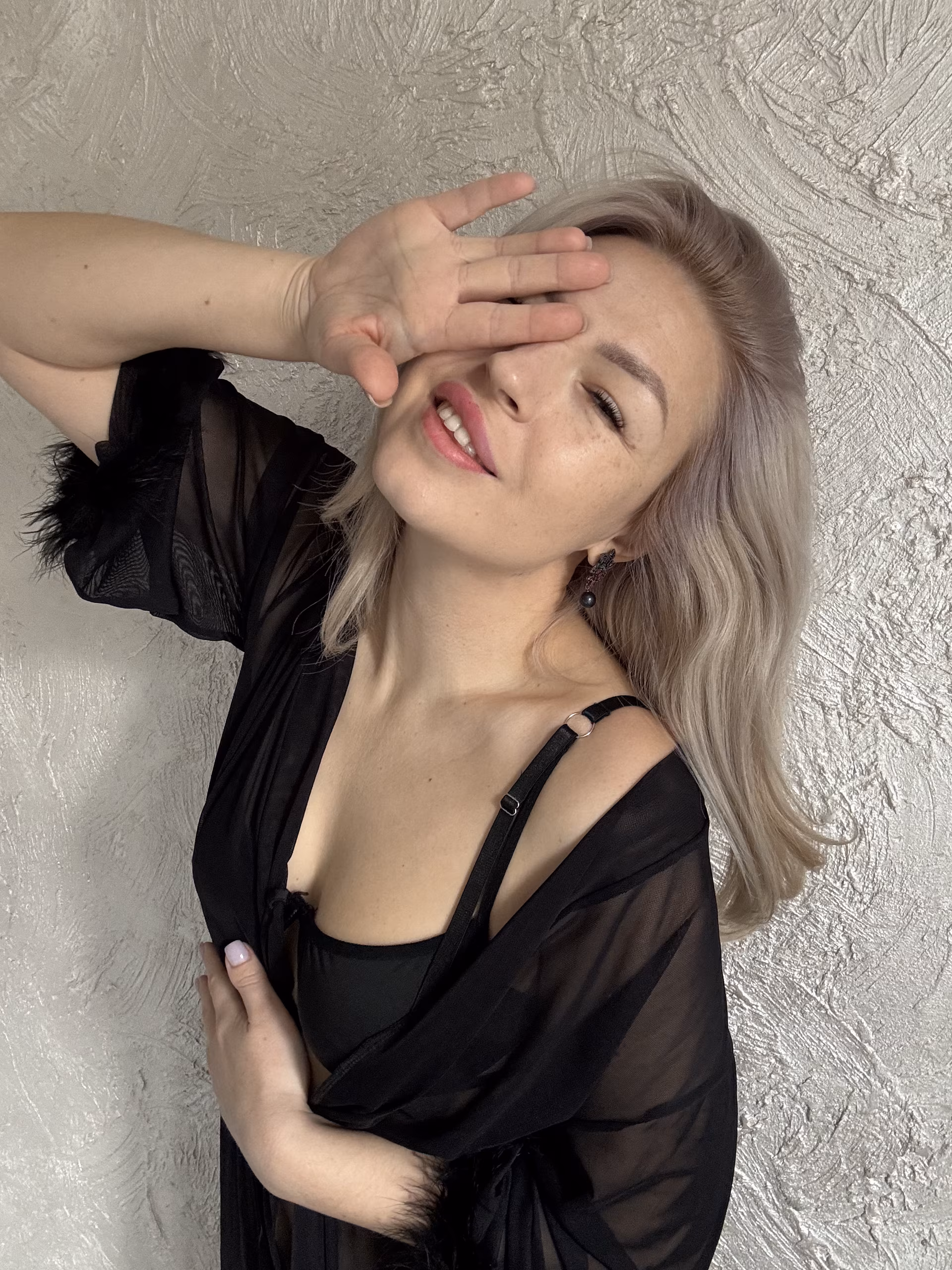 Visitar Perfil de la Senorita