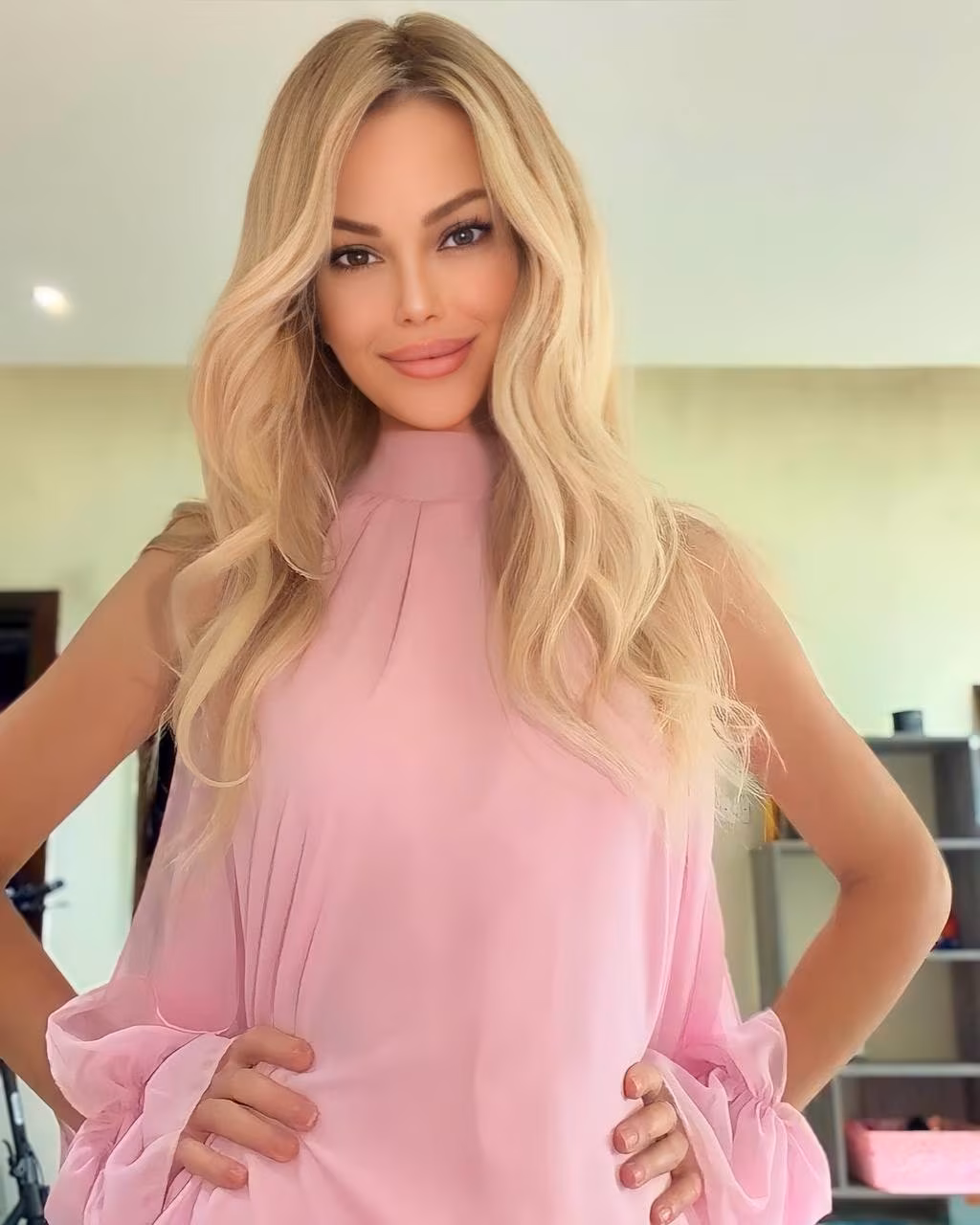 Snizhana 36 Dubai United Arab Emirates Estoy buscando a mi otra mitad esposo