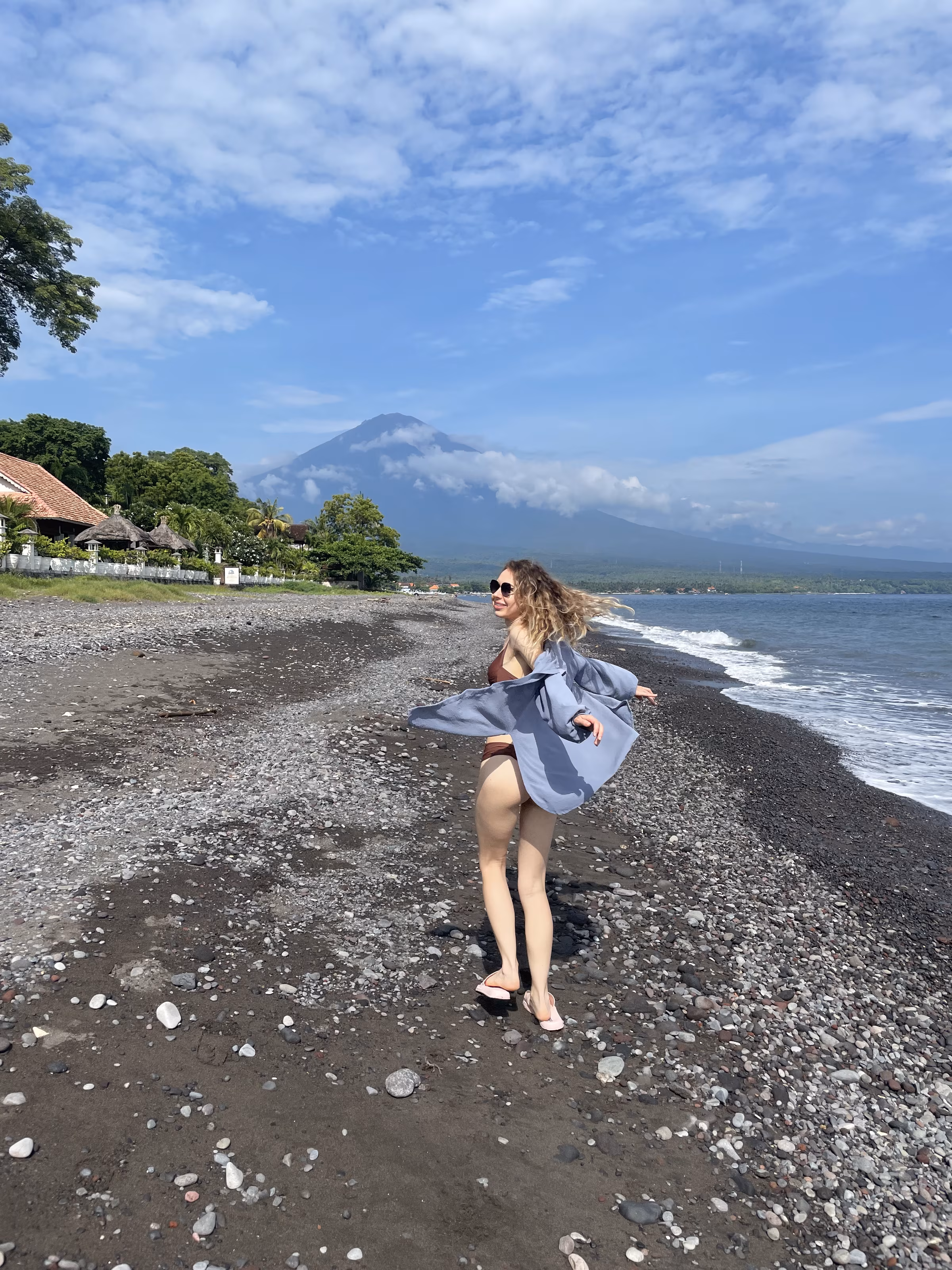 Visitar Perfil de la Senorita