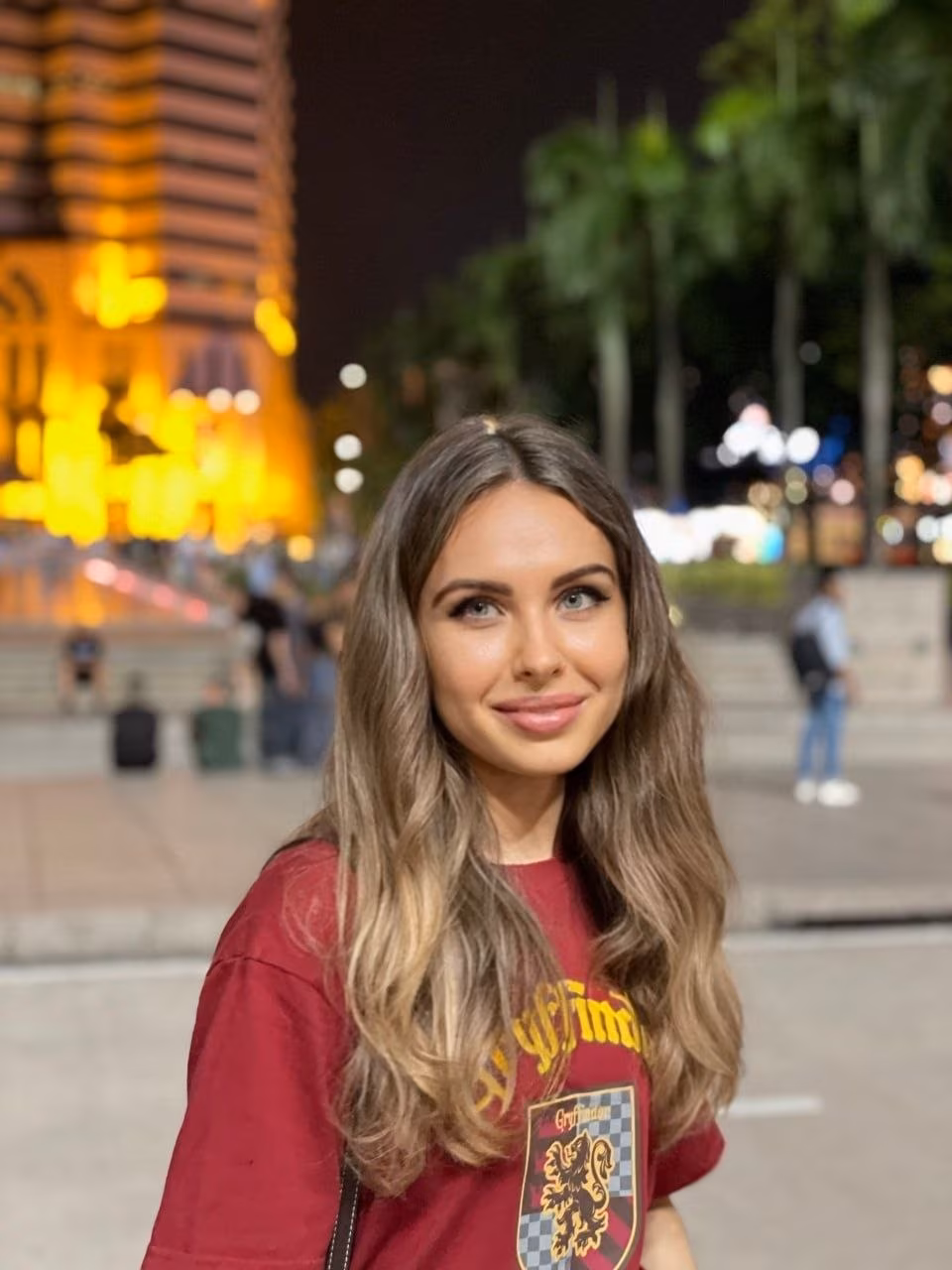 Visitar Perfil de la Senorita