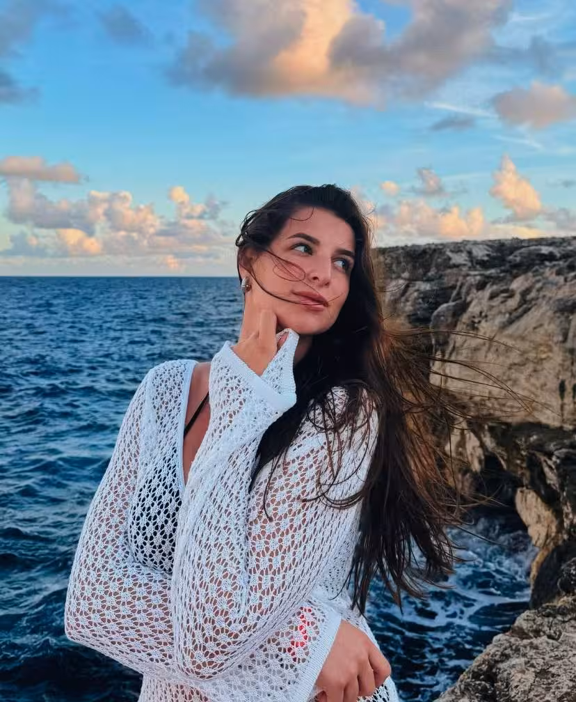 Conocer Mas Sobre Ella