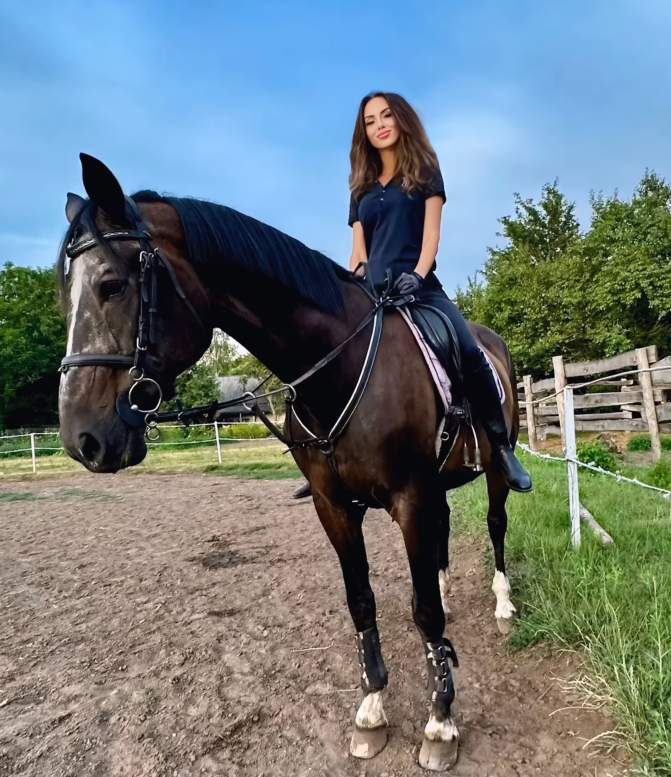 Visitar Perfil de la Senorita