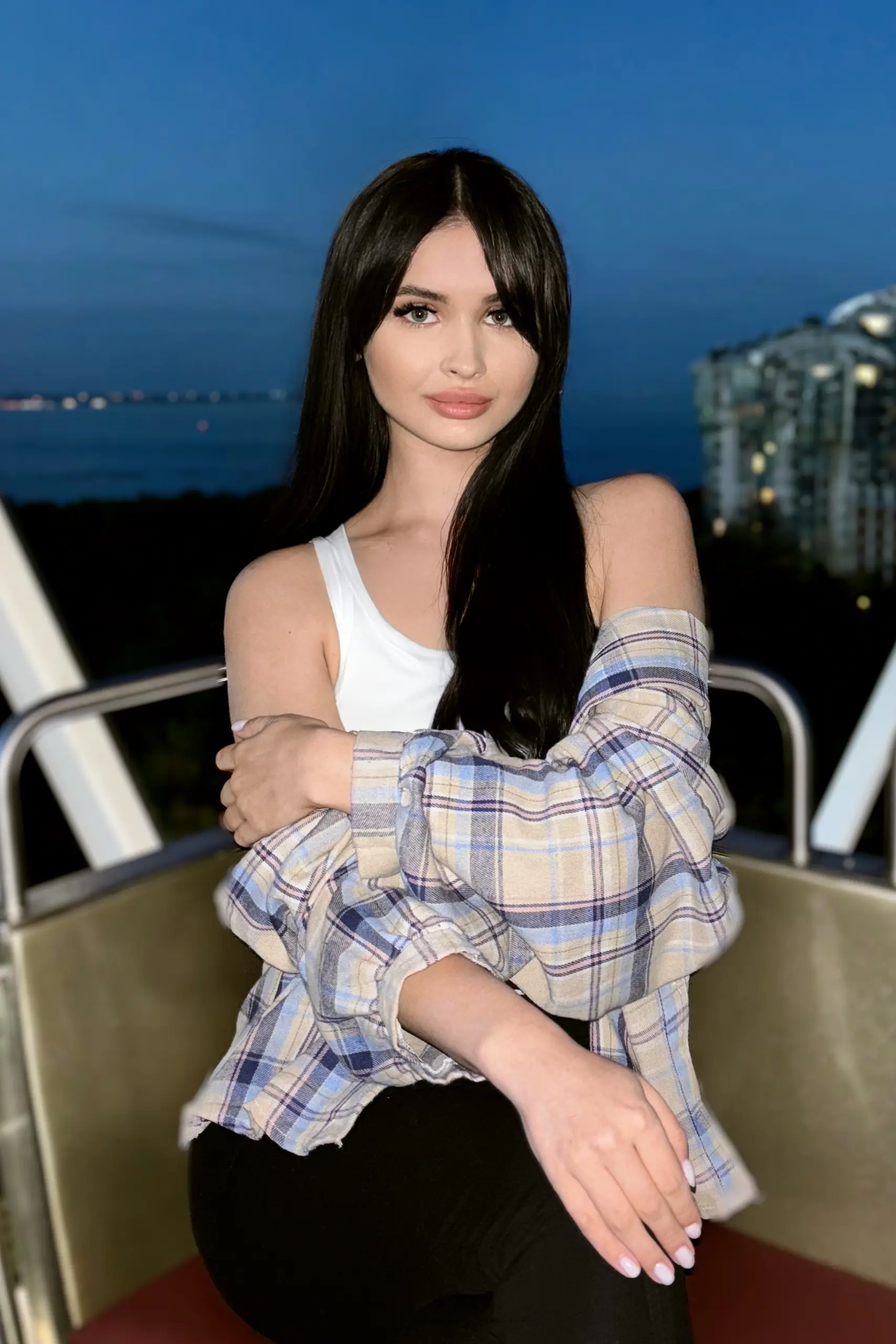 Visitar Perfil de la Senorita