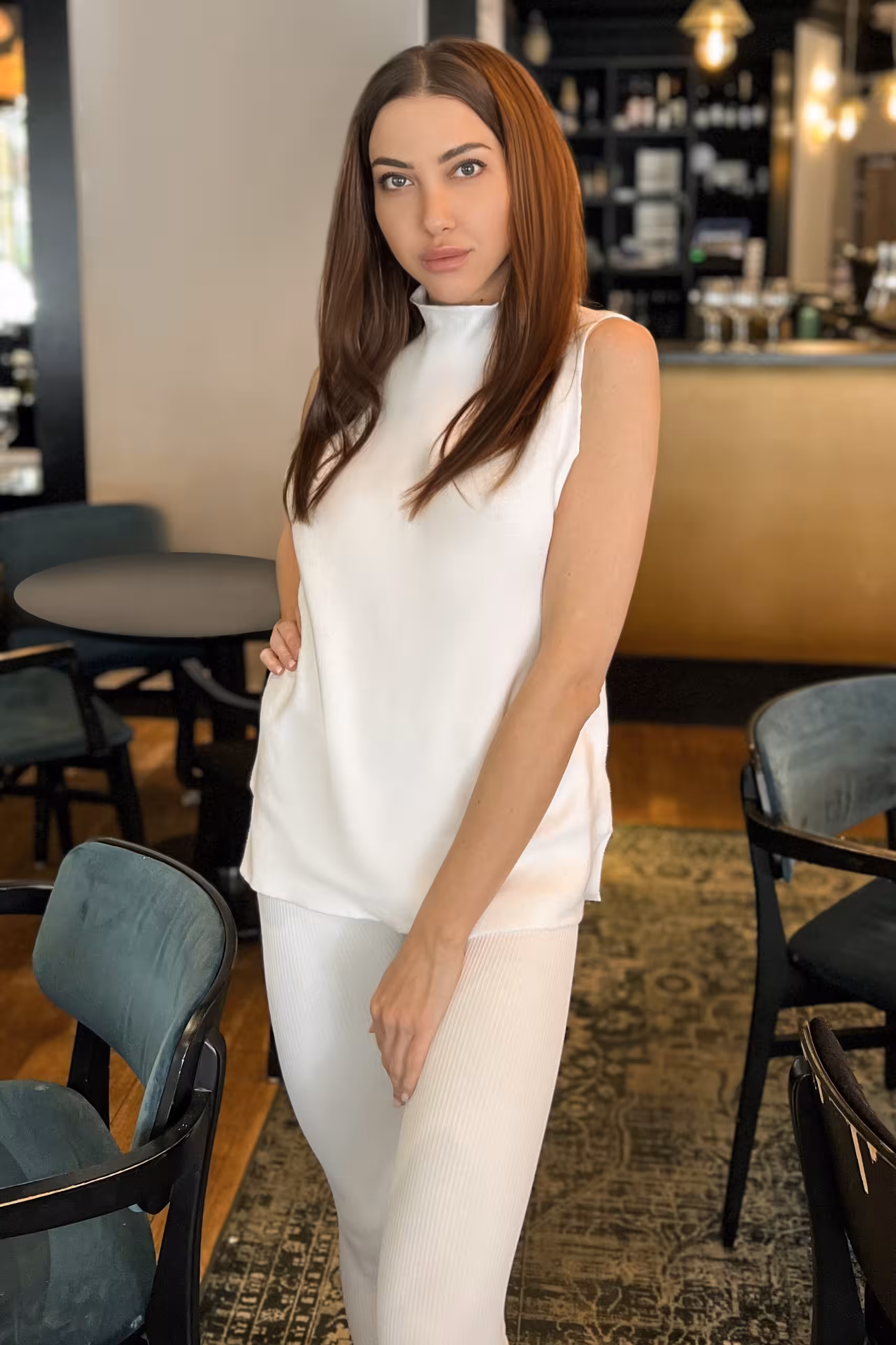 Visitar Perfil de la Senorita