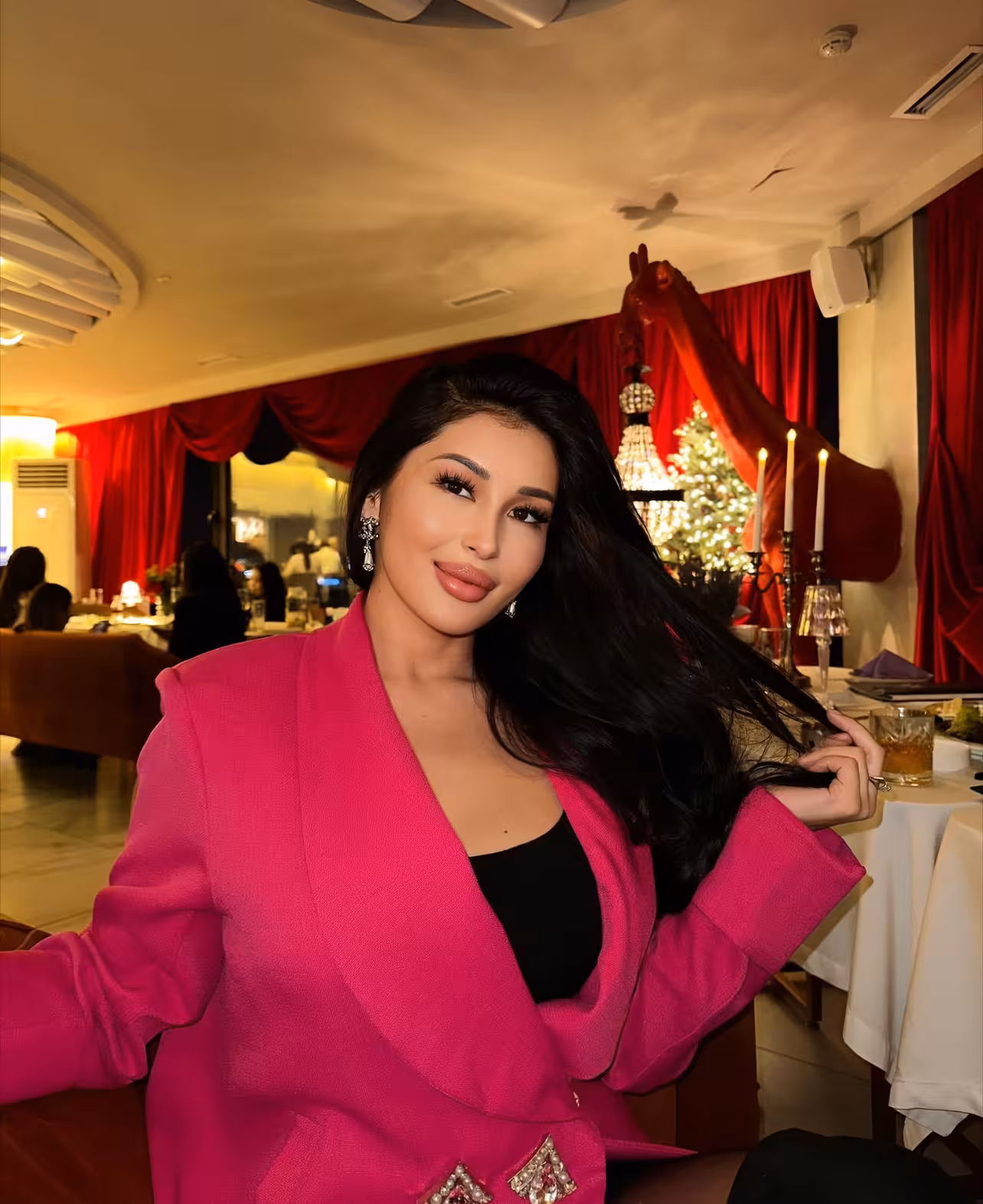 Visitar Perfil de la Senorita