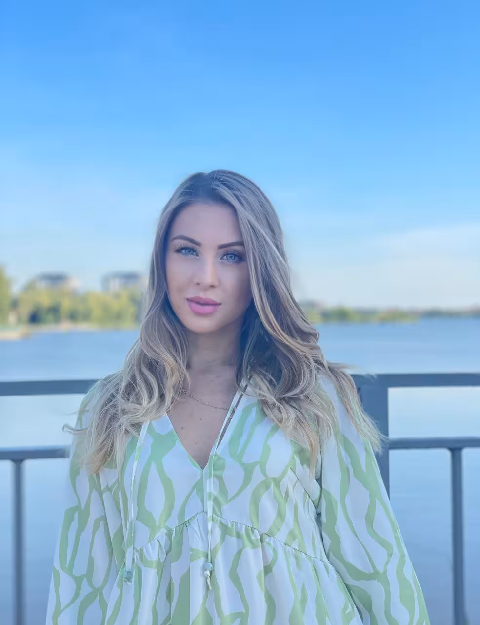 Ver Perfil de la Senorita