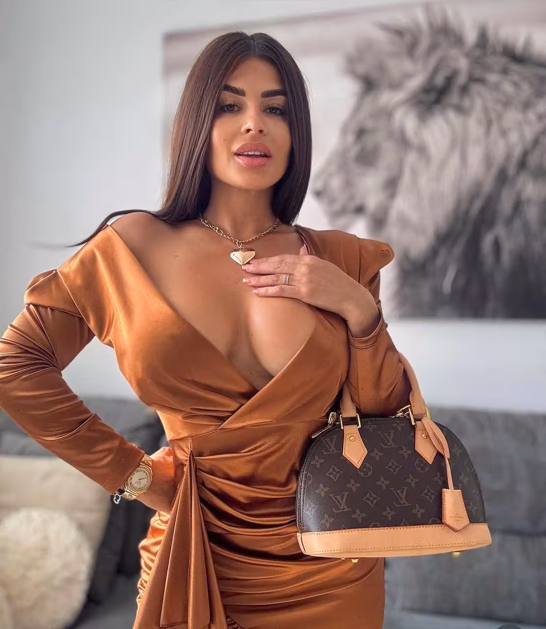 Ver Perfil de la Senorita