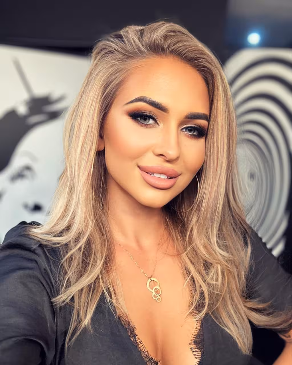 Conocer Mas Sobre Ella