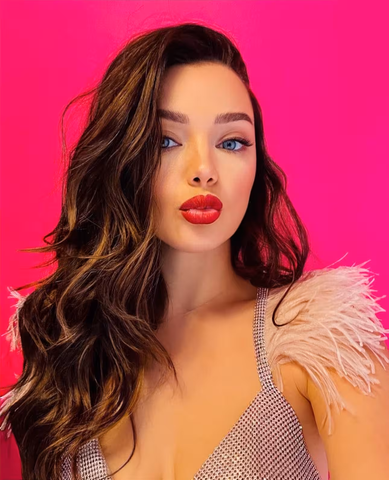 Conocer Mas Sobre Ella