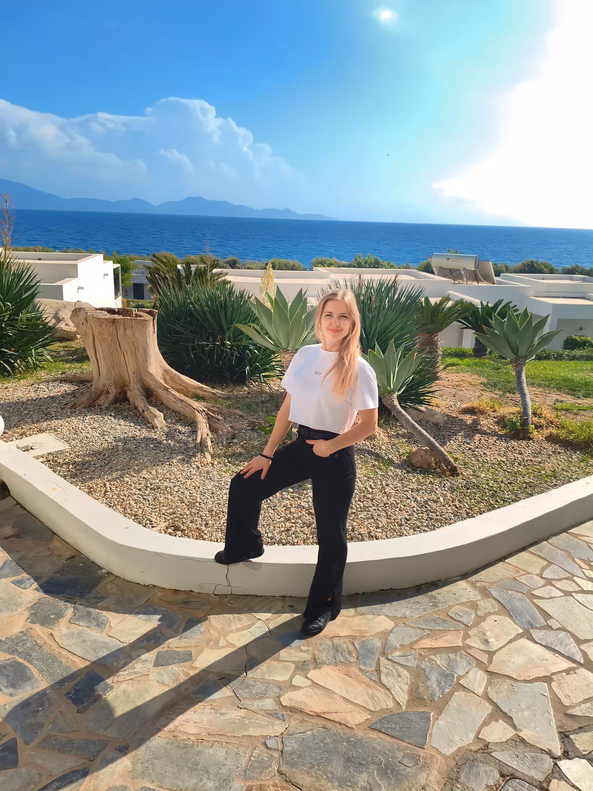 Visitar Perfil de la Senorita