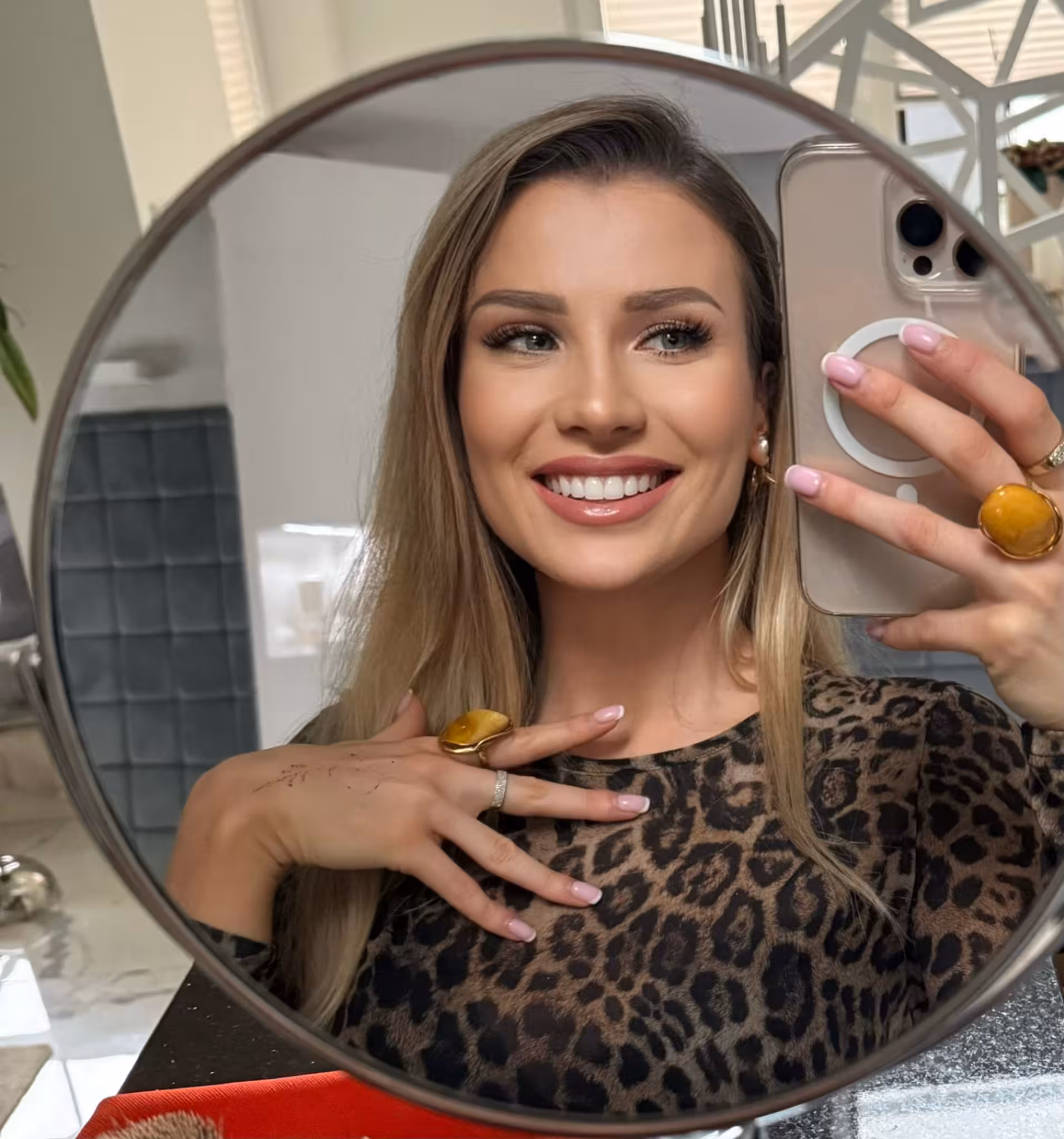 Karolina mujeres ucranianas en lima