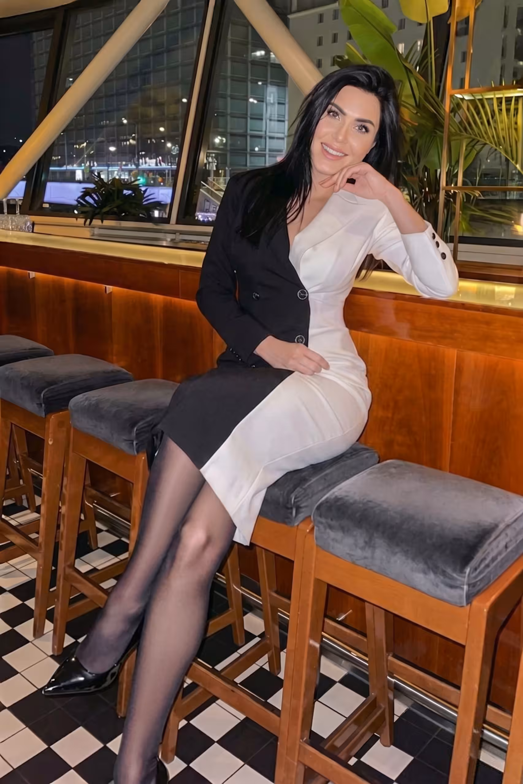 Ver Perfil de la Senorita