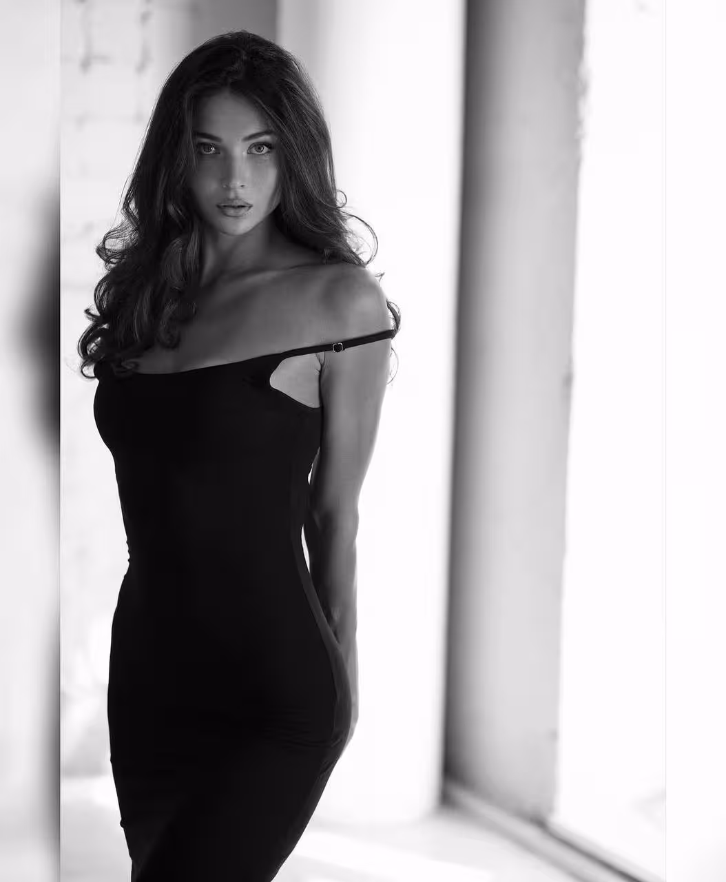 Visitar Perfil de la Senorita